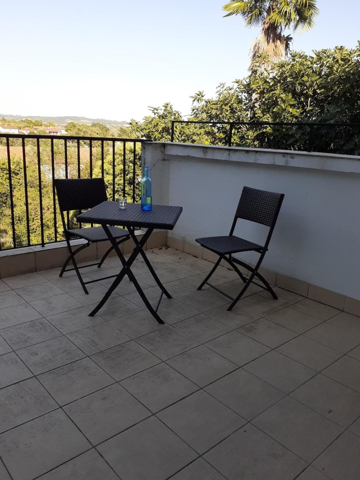 Le Douze Villa Auch Exterior photo